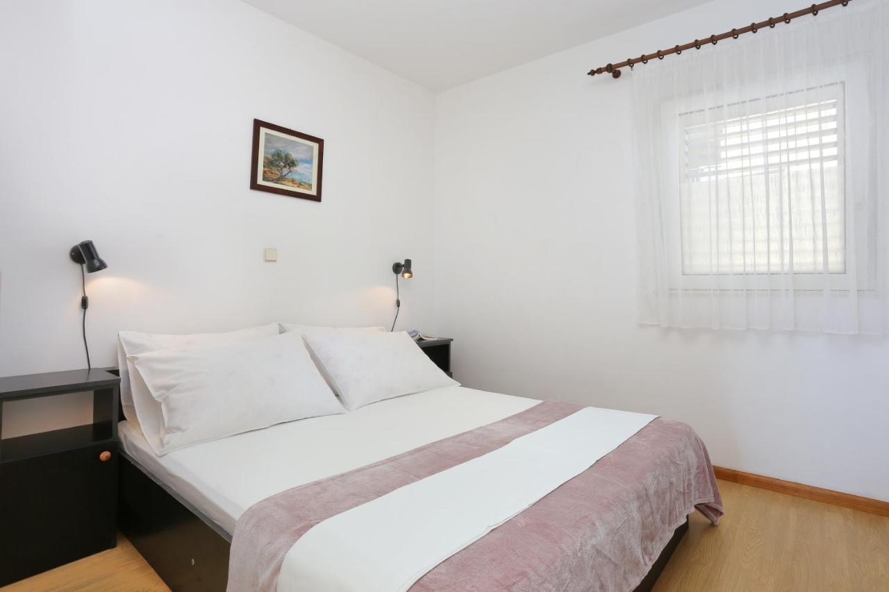 Apartments By The Sea Rastici, Ciovo - 11723 Trogir Zewnętrze zdjęcie